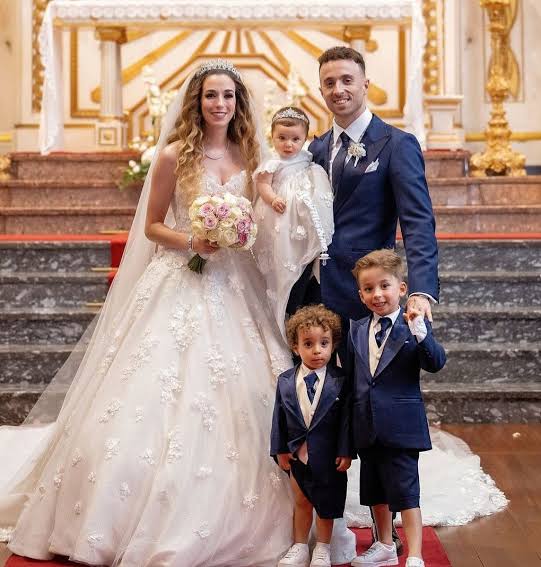 Bi kịch của Diogo Jota: Vừa cưới vợ 10 ngày, lời hứa dang dở với 3 con thơ | Báo Dân trí