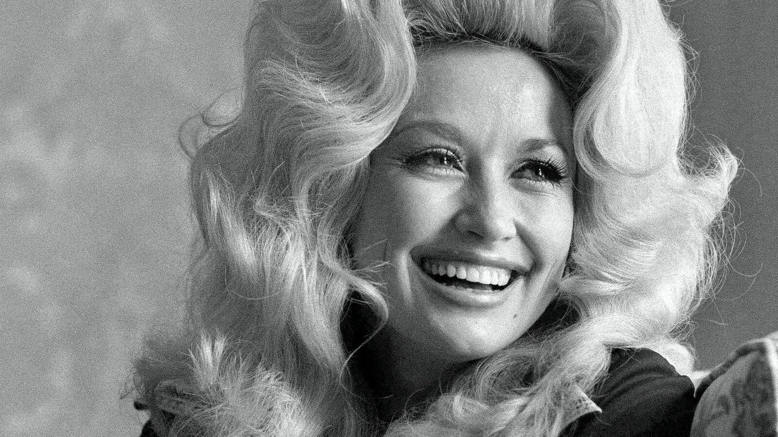 Dolly Parton, Country Music Superstar Whose Songs Spoke to Millions, Dies at 80 - The New York Times