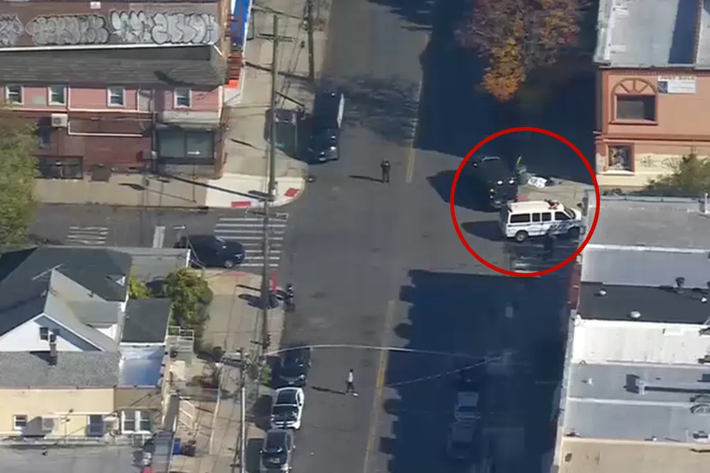 Aerial view of the scene where a body was found in a trash bag at East 93rd Street and Avenue L in Canarsie, Brooklyn.